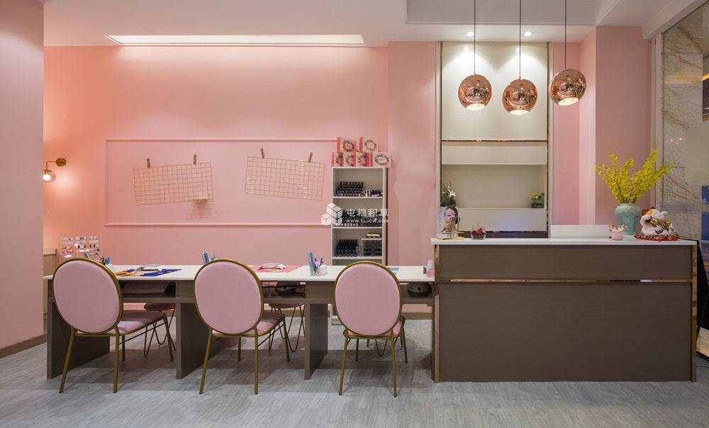 美甲店工装设计-屯粮积草装修网